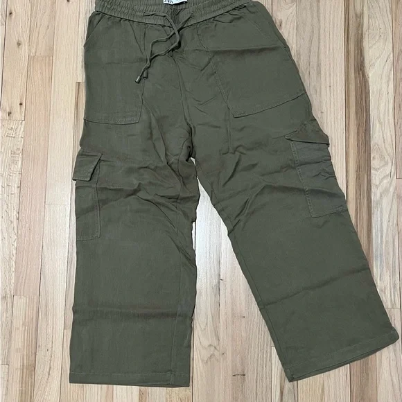 NWOT Zara | Olive Green Wide Leg Cargo Pants, M - Picture 1 of 2